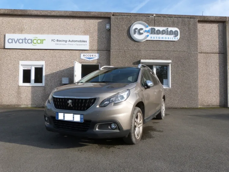 Acheter une Peugeot 2008 essence à Béthune