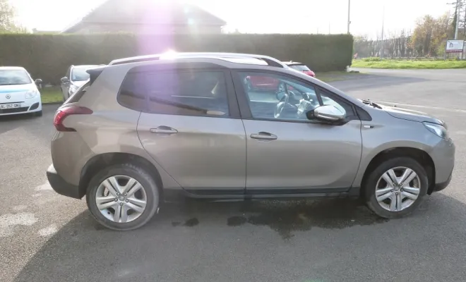 Acheter une Peugeot 2008 essence à Béthune